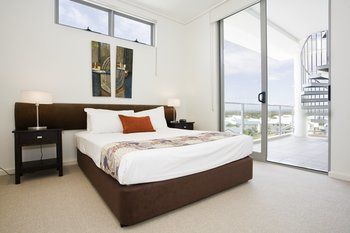 White Shells Luxury Apartments - Tourism Cairns 6