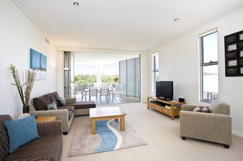White Shells Luxury Apartments - Tourism Cairns 14