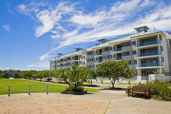 White Shells Luxury Apartments - Tourism Cairns 26