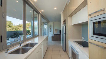 White Shells Luxury Apartments - Tourism Cairns 55