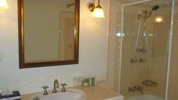 The Convent Hunter Valley - Tourism Cairns 12