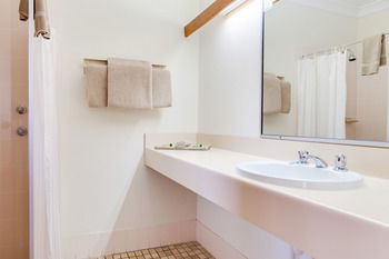 Forresters Beach Resort - Tourism Cairns 0