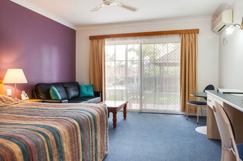 Forresters Beach Resort - Tourism Cairns 3