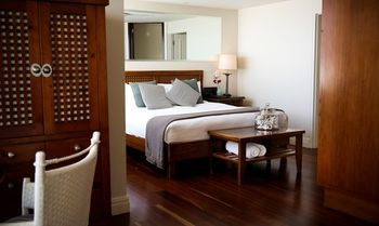 Jonahs Restaurant & Accommodation, Whale Beach - Tourism Cairns 11