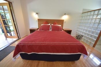 Coverdales B & B At Eumundi - Tourism Cairns 20