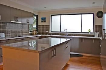 Breeze Bed And Breakfast - Tourism Cairns 6