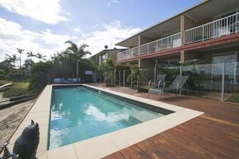 Saltwater Villas - Tourism Cairns 1