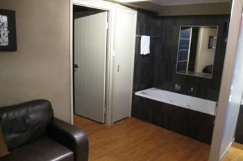 Saltwater Villas - Tourism Cairns 27