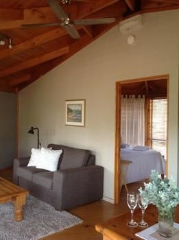 Buffs At Pokolbin - Tourism Cairns 4