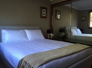 Buffs At Pokolbin - Tourism Cairns 16