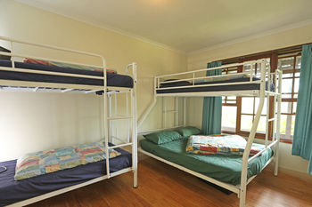 Pittwater YHA - Hostel - Tourism Cairns 11