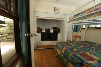 Pittwater YHA - Hostel - Tourism Cairns 17