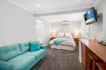 Forresters Beach Bed & Breakfast - Tourism Cairns 6