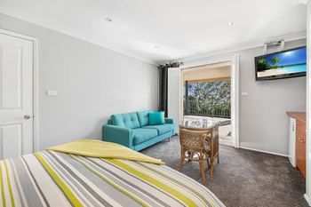 Forresters Beach Bed & Breakfast - Tourism Cairns 7
