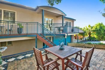 Forresters Beach Bed & Breakfast - Tourism Cairns 8
