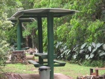 Mapleton Cabins & Caravan Park - Tourism Cairns 1