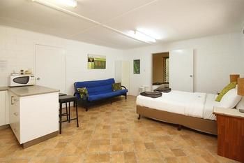 Mapleton Cabins & Caravan Park - Tourism Cairns 16