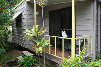 Mapleton Cabins & Caravan Park - Tourism Cairns 32