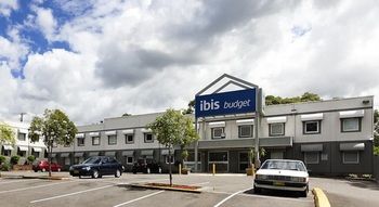 Ibis Budget Newcastle - Tourism Cairns 1
