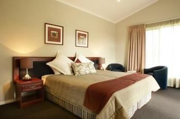 The Grange On Hermitage - Tourism Cairns 2