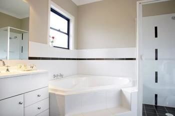 The Grange On Hermitage - Tourism Cairns 7