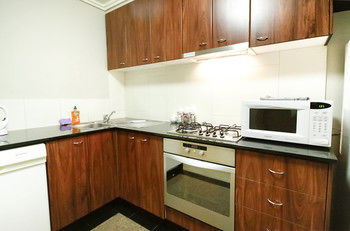 Amazing City Apartment - Tourism Cairns 24