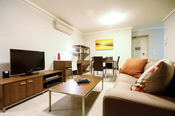 Amazing City Apartment - Tourism Cairns 29