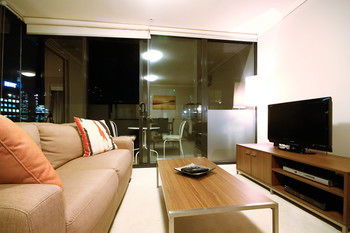 Amazing City Apartment - Tourism Cairns 33