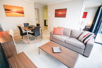 Amazing City Apartment - Tourism Cairns 44
