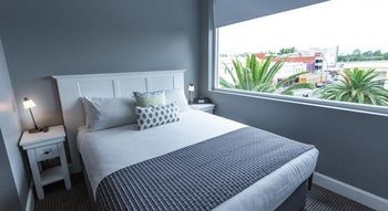 CH On Peel Boutique Hotel - Tourism Cairns 10
