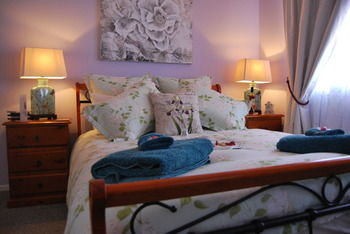 Meurants Manor Bed And Breakfast - Tourism Cairns 41