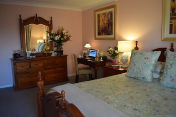 Meurants Manor Bed And Breakfast - Tourism Cairns 50