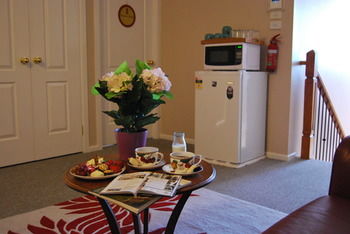 Meurants Manor Bed And Breakfast - Tourism Cairns 70
