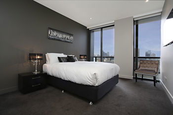 Corporate Keys - Freshwater Place - Tourism Cairns 82