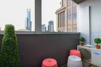 Anchor On Collins - Tourism Cairns 0