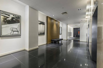 Anchor On Collins - Tourism Cairns 14