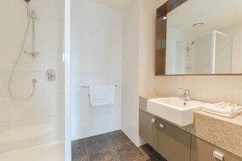 Cityviews 3 Bedroom - Tourism Cairns 1
