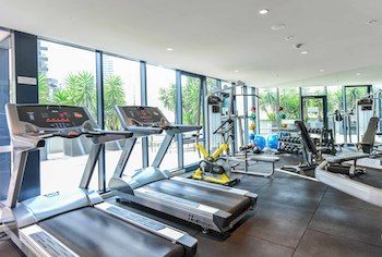 Cityviews 3 Bedroom - Tourism Cairns 6