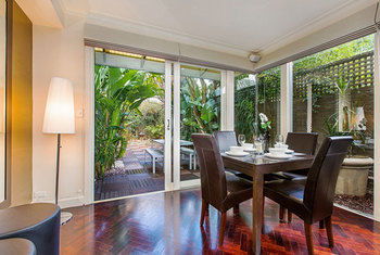 Apartment2c - Tribeca - Tourism Cairns 11