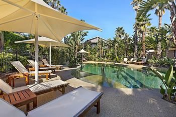 Magenta Studio Room - Tourism Cairns 6