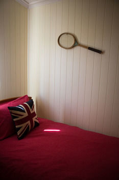 The Wattle Lodge - Tourism Cairns 7
