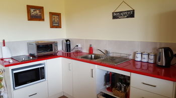 The Wattle Lodge - Tourism Cairns 38