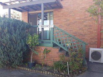 Bentley Waterfront Motel & Cottages - Tourism Cairns 2