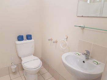 Bentley Waterfront Motel & Cottages - Tourism Cairns 8