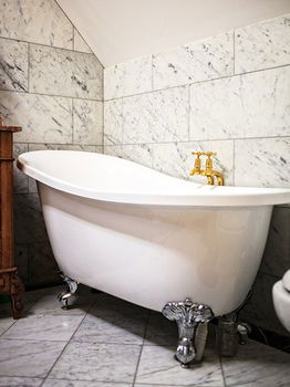 The Regents Park - Tourism Cairns 2