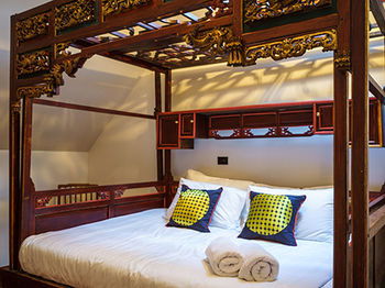 The Regents Park - Tourism Cairns 9