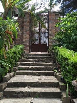 The Regents Park - Tourism Cairns 43