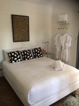 The Regents Park - Tourism Cairns 60