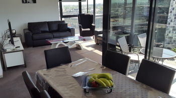 Apartment View Docklands Melbourne - Tourism Cairns 10