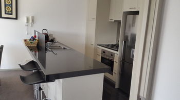 Apartment View Docklands Melbourne - Tourism Cairns 11